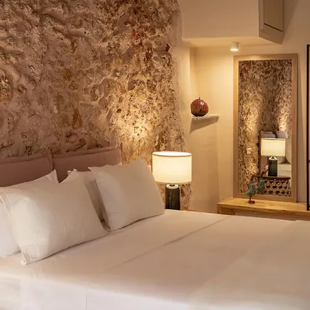Faedra Hotel
